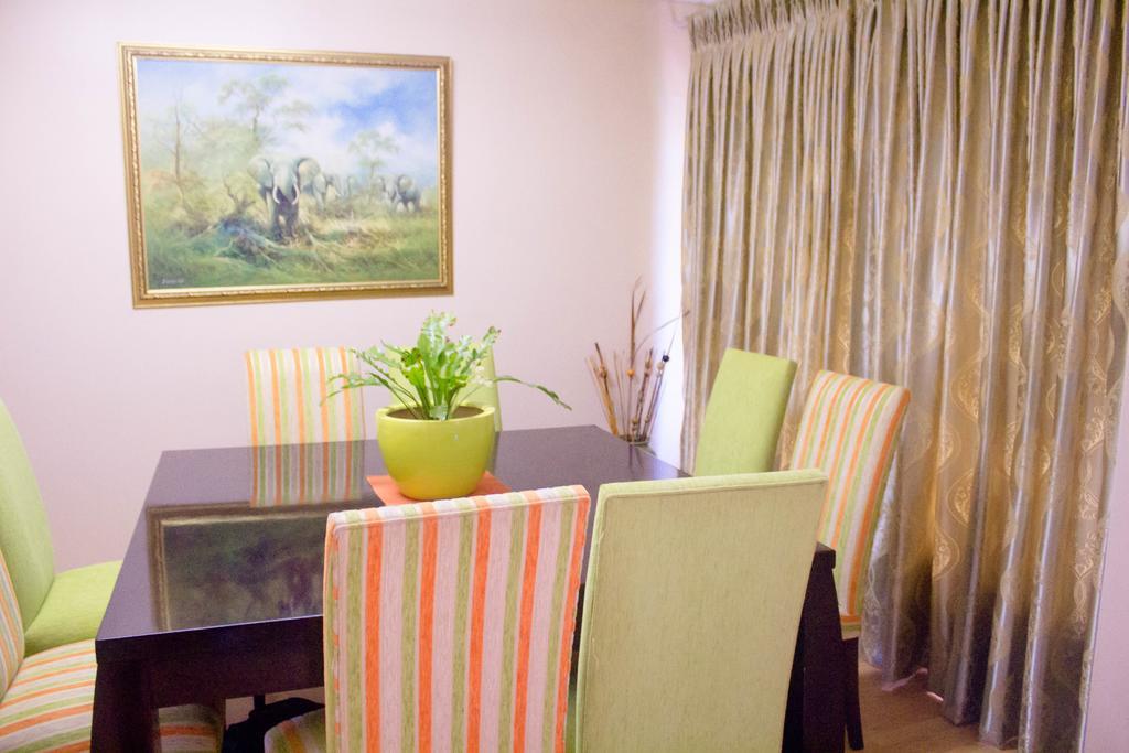 Khuvena Guesthouse Randburg Exterior photo